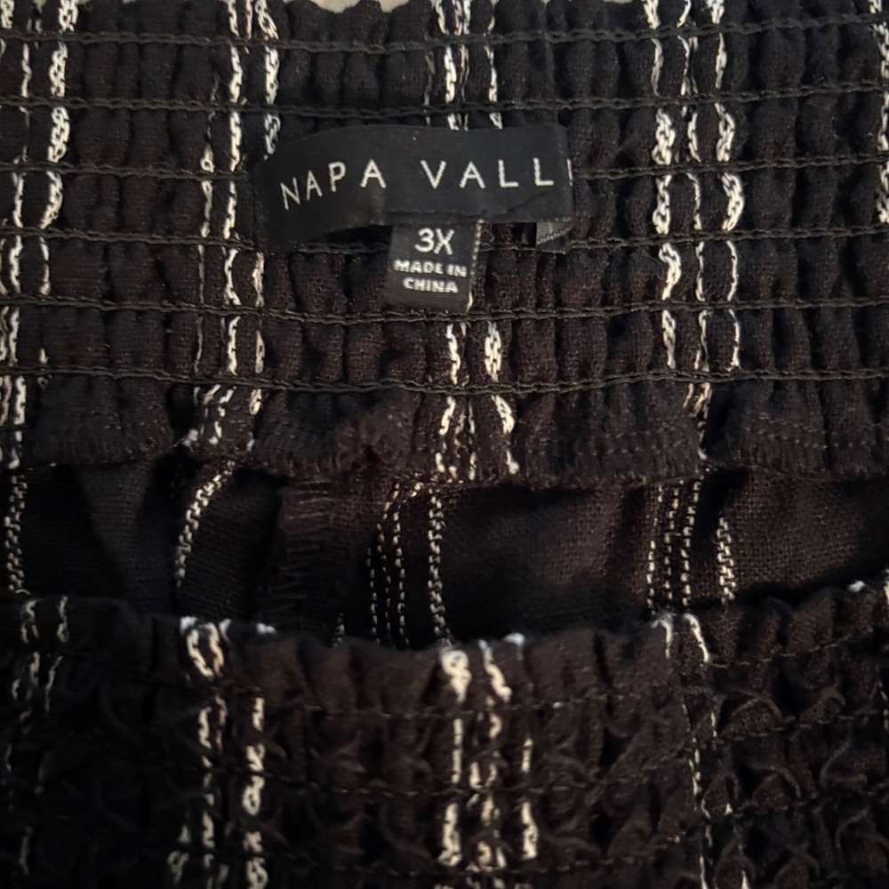 Napa Valley Black White Striped Linen Shorts w/ Elastic Waistband (Women‎ 3XL) - Picture 5 of 6